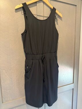 all in motion Black Sleeveless Drawstring Waist Dress